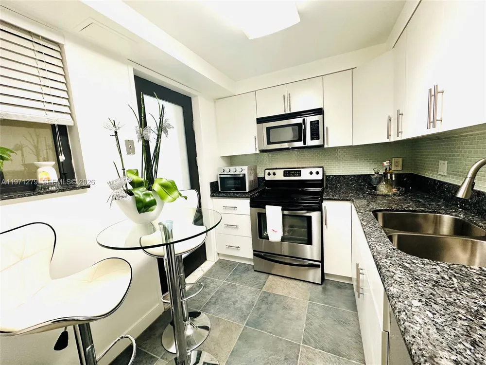 301 Golden Isles Dr #114 Hallandale Beach, FL 33009