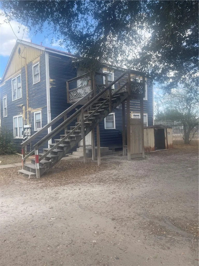 602 E 4th Street Alice, TX 78332