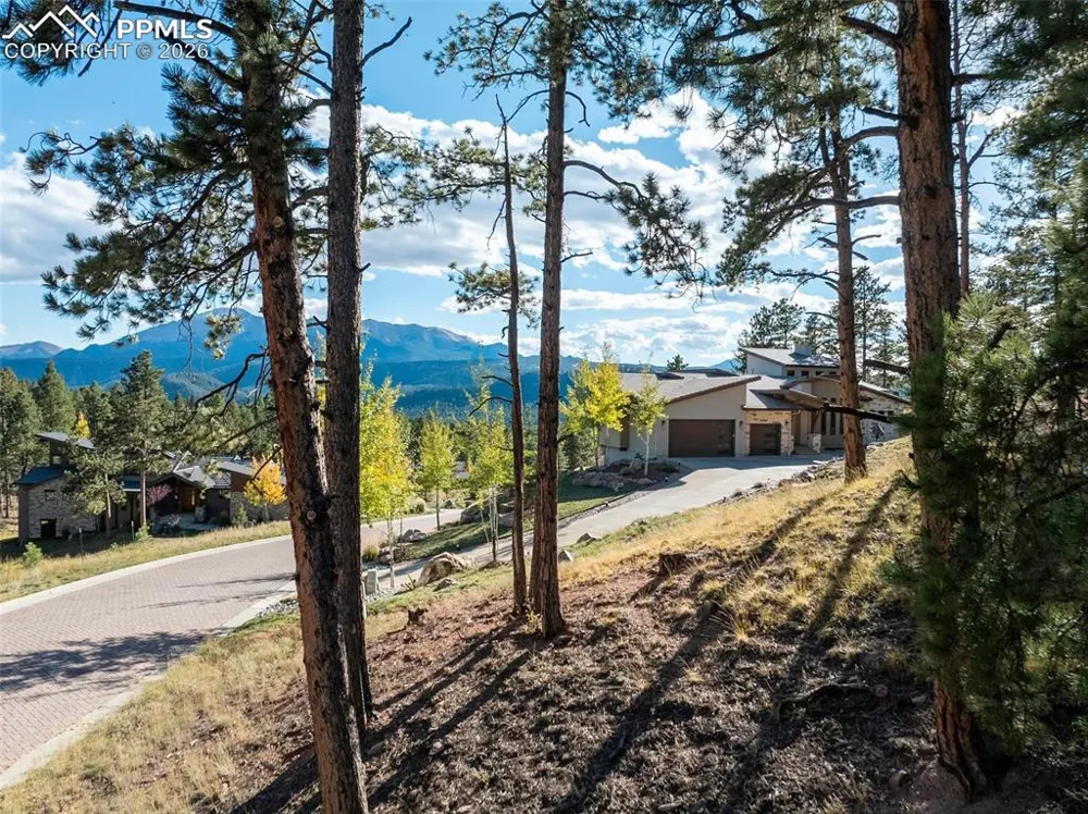 270 Thunder Ridge Drive Woodland Park, CO 80863
