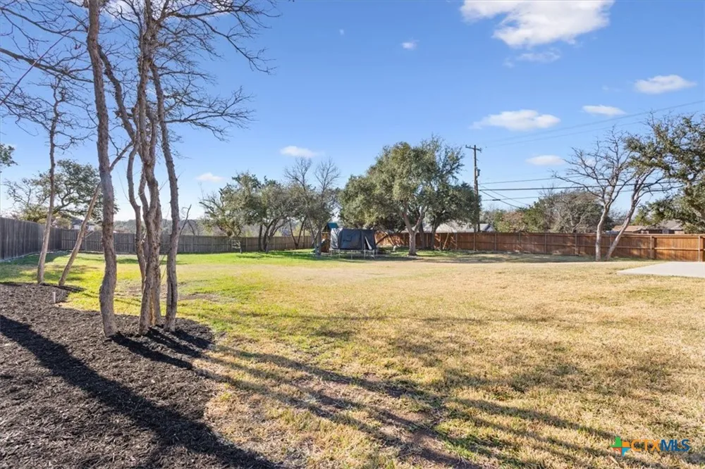 102 Rancho Del Lago Lane Morgans Point Resort, TX 76513