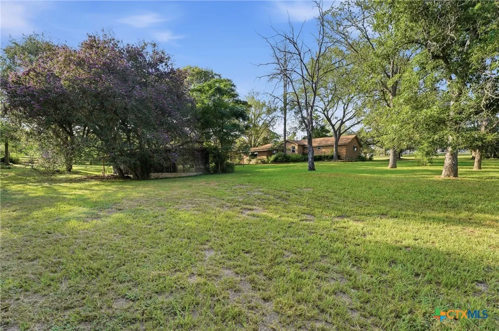 3603 US Highway 90A E Gonzales, TX 78629