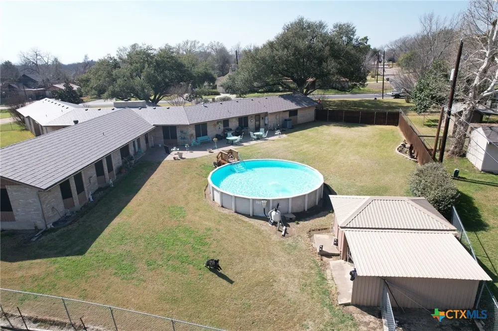 903 Hoover Cameron, TX 76520