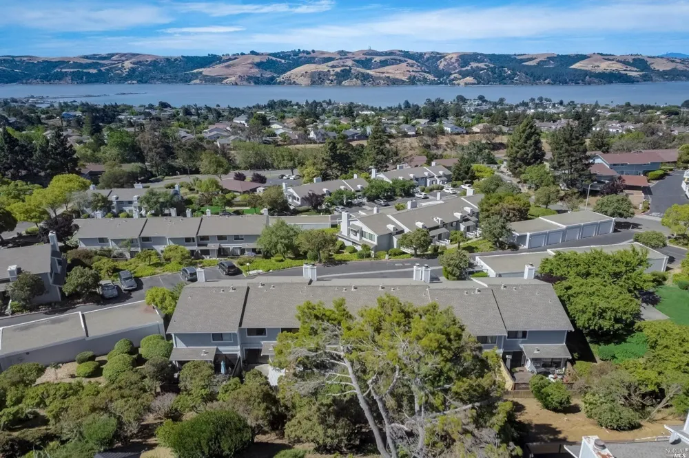 2016 Clearview Circle Benicia, CA 94510