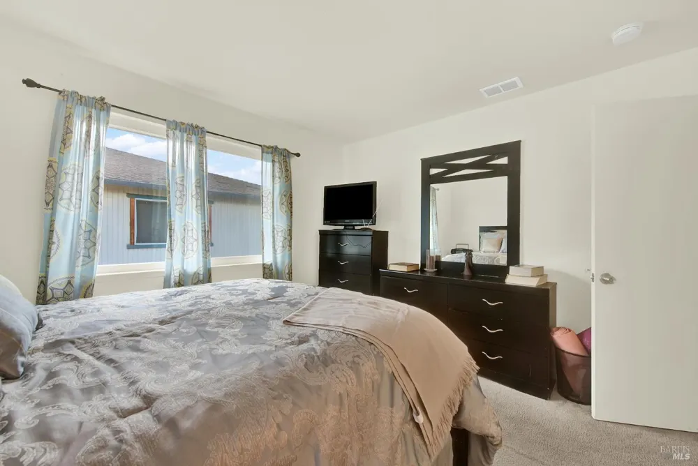 1941 Aletha Lane ##4 Vacaville, CA 95687