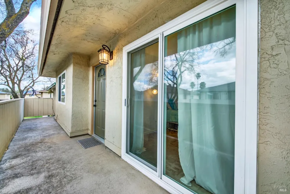 1941 Aletha Lane ##4 Vacaville, CA 95687