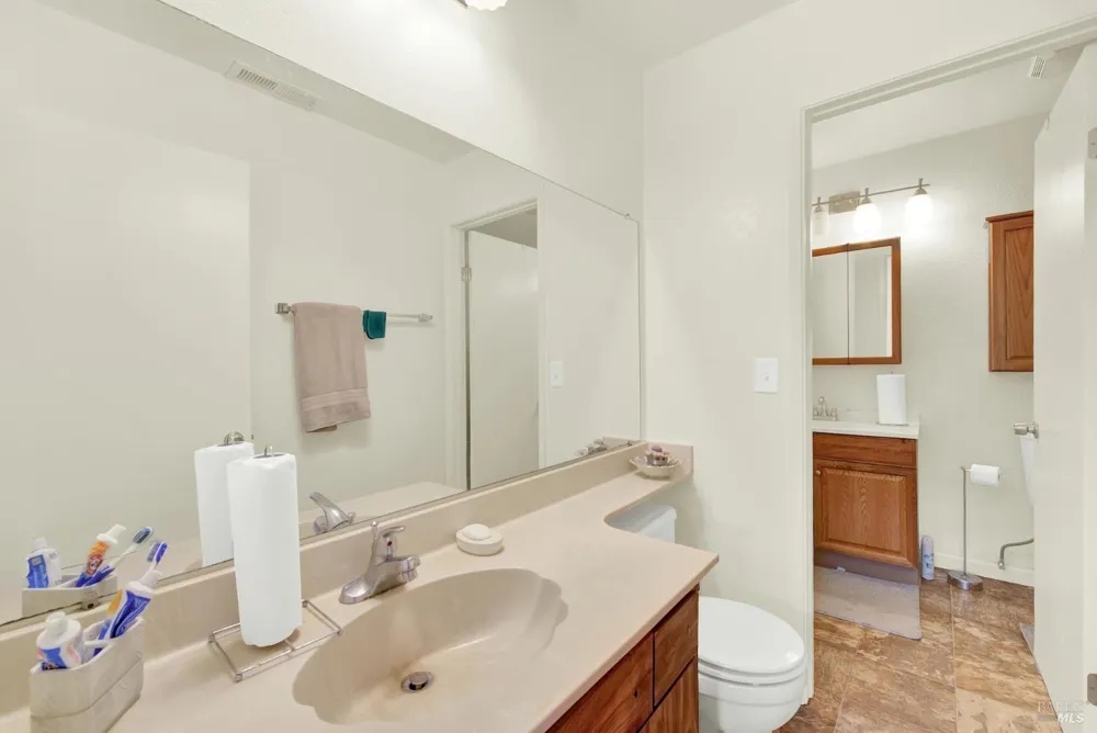 1941 Aletha Lane ##4 Vacaville, CA 95687