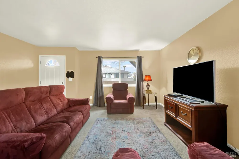 1941 Aletha Lane ##4 Vacaville, CA 95687