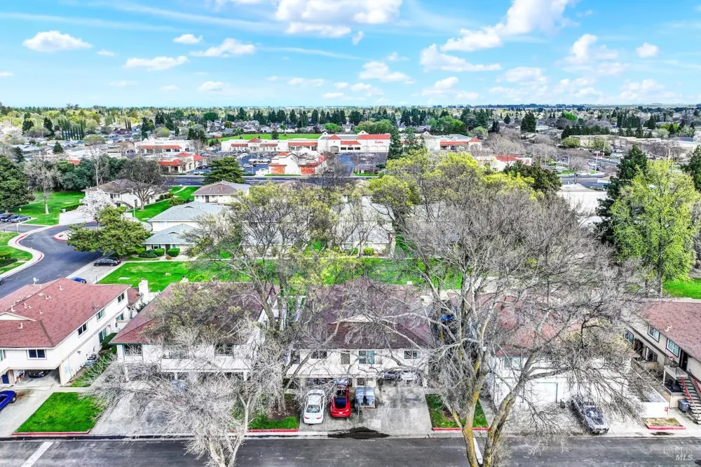 1941 Aletha Lane ##4 Vacaville, CA 95687