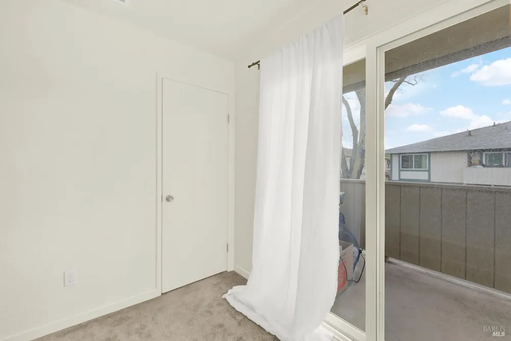 1941 Aletha Lane ##4 Vacaville, CA 95687