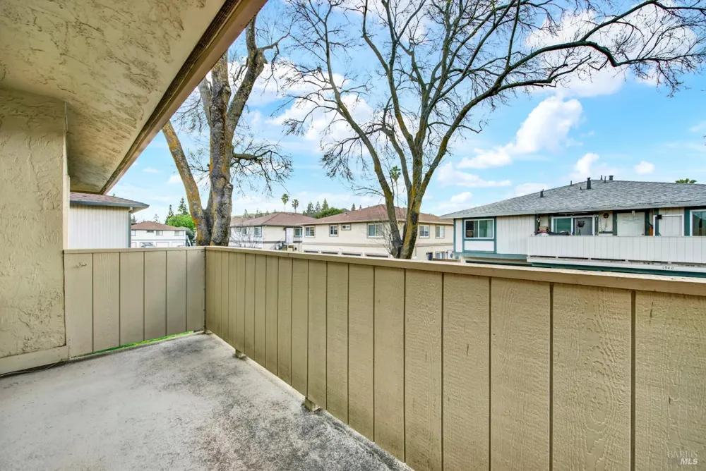 1941 Aletha Lane ##4 Vacaville, CA 95687