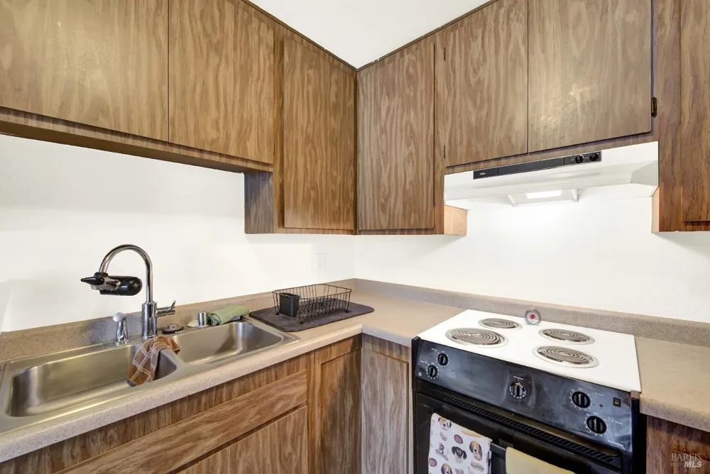 1941 Aletha Lane ##4 Vacaville, CA 95687