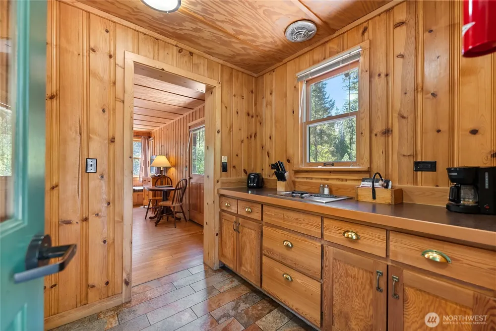 17798 A Hwy 20 #C-5 Mazama, WA 98833