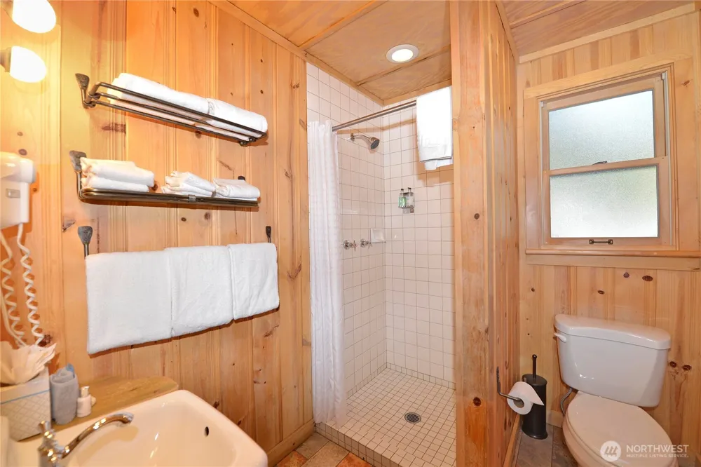 17798 A Hwy 20 #C-6 Mazama, WA 98833