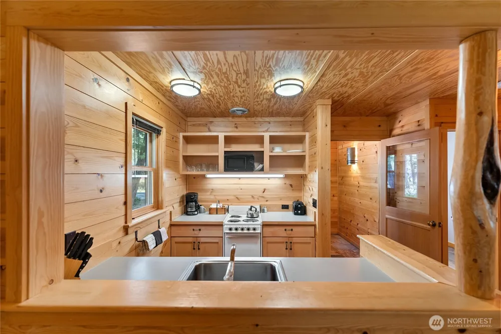 17798 A Hwy 20 #C-8 Mazama, WA 98833