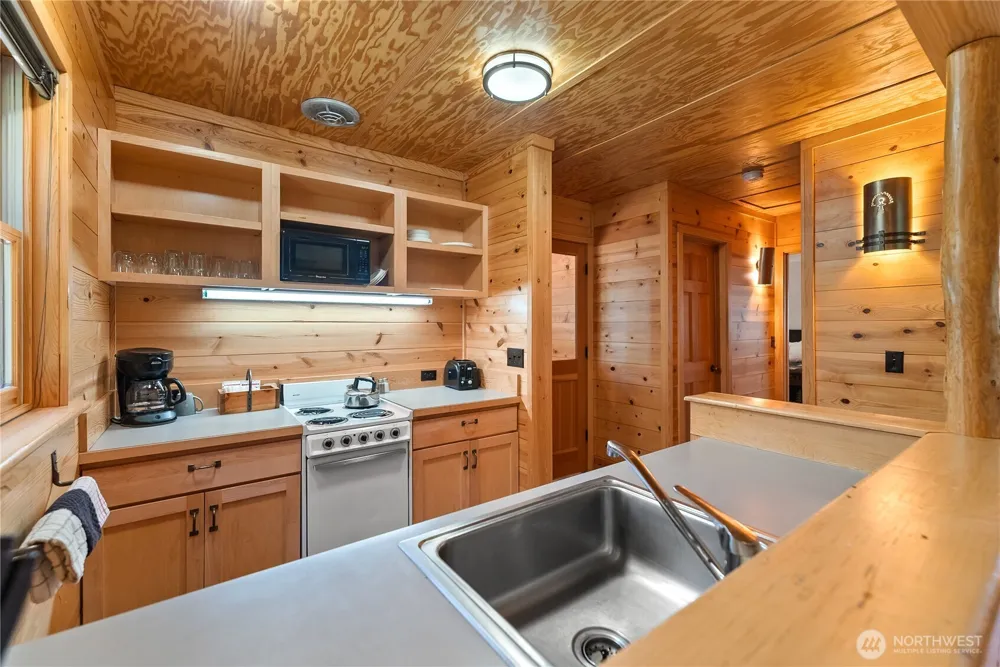 17798 A Hwy 20 #C-8 Mazama, WA 98833