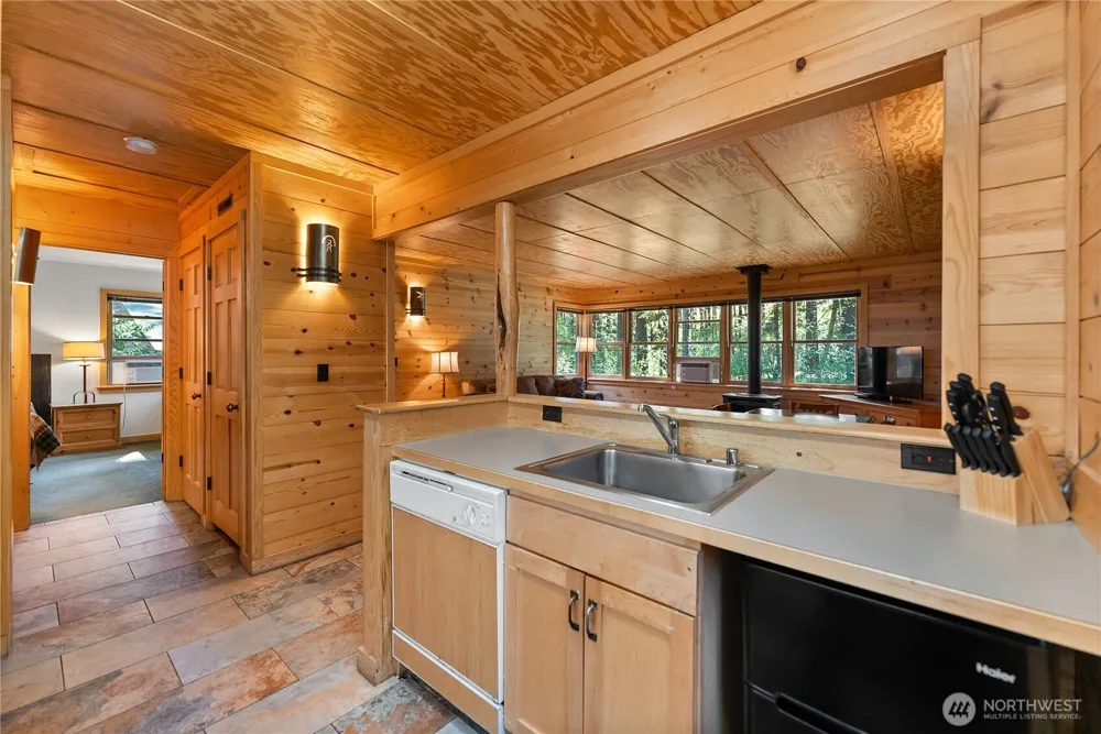 17798 A Hwy 20 #C-8 Mazama, WA 98833