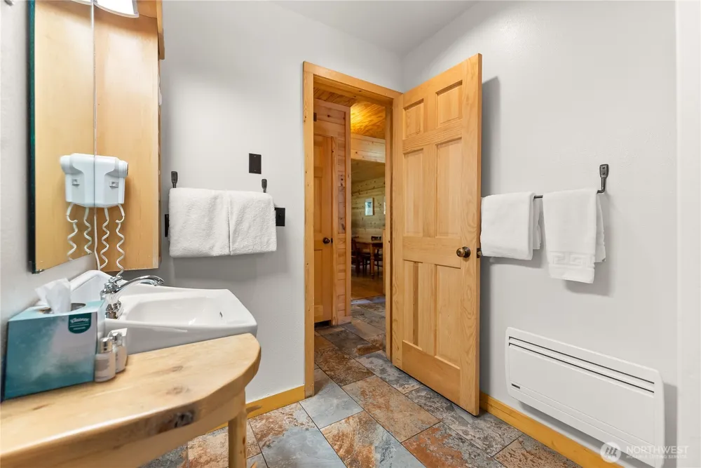 17798 A Hwy 20 #C-8 Mazama, WA 98833