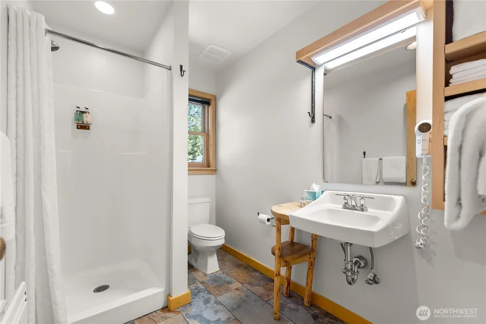 17798 A Hwy 20 #C-8 Mazama, WA 98833