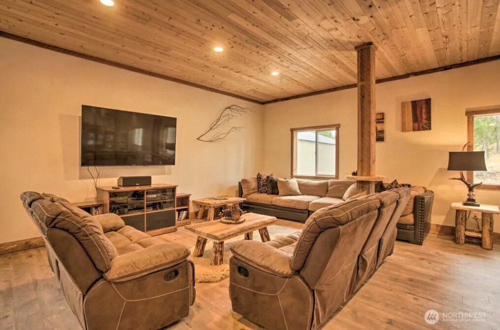 3378 Northport Flat Creek Road Northport, WA 99141