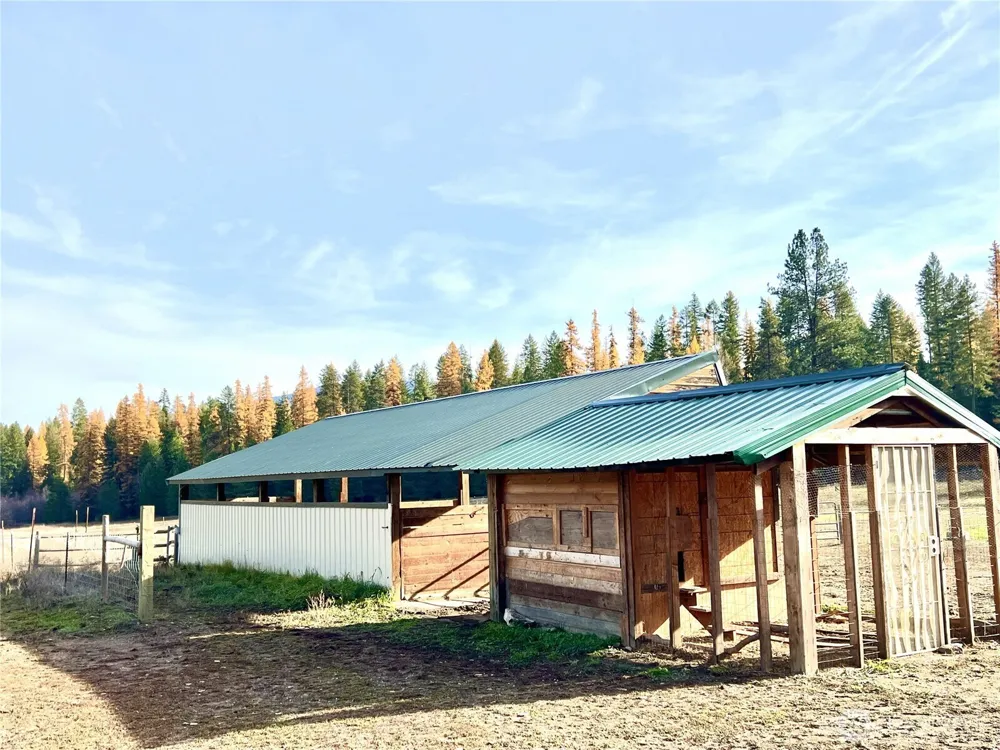 3378 Northport Flat Creek Road Northport, WA 99141