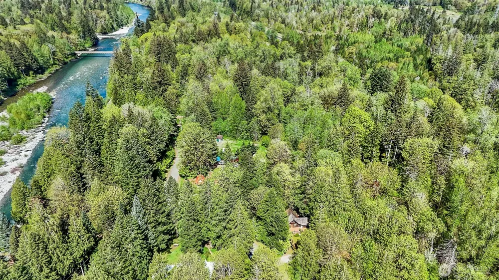 18242 643rd Avenue NE Baring, WA 98224