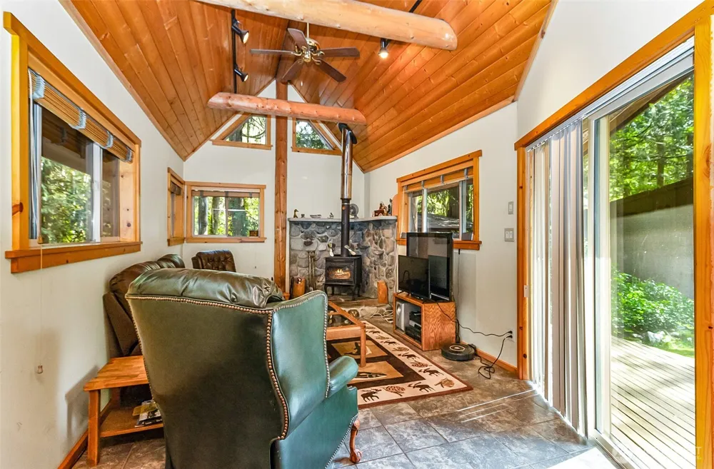 18242 643rd Avenue NE Baring, WA 98224