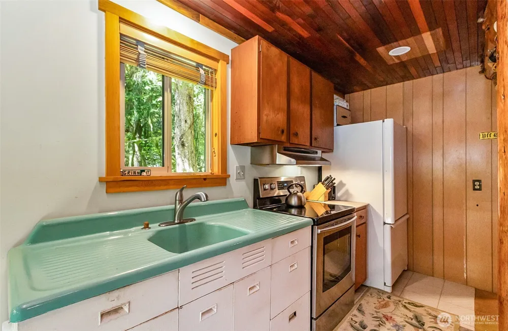 18242 643rd Avenue NE Baring, WA 98224