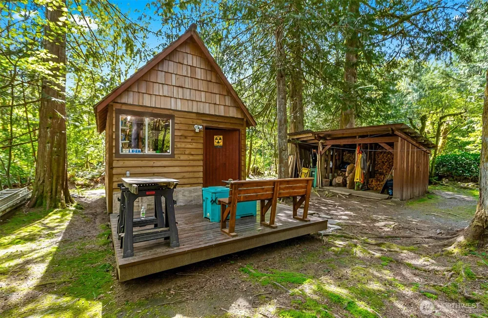 18242 643rd Avenue NE Baring, WA 98224