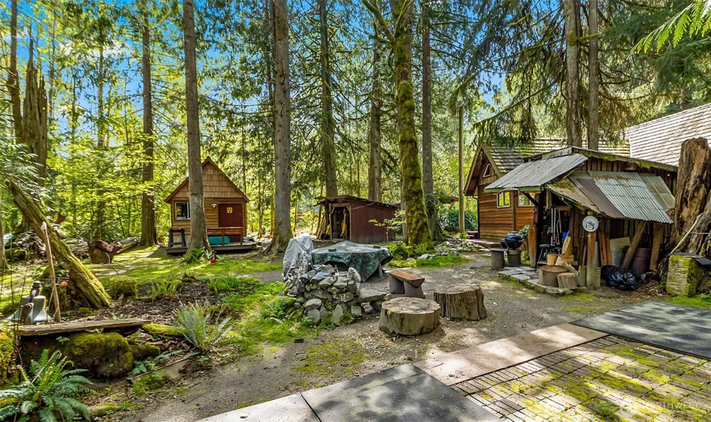 18242 643rd Avenue NE Baring, WA 98224