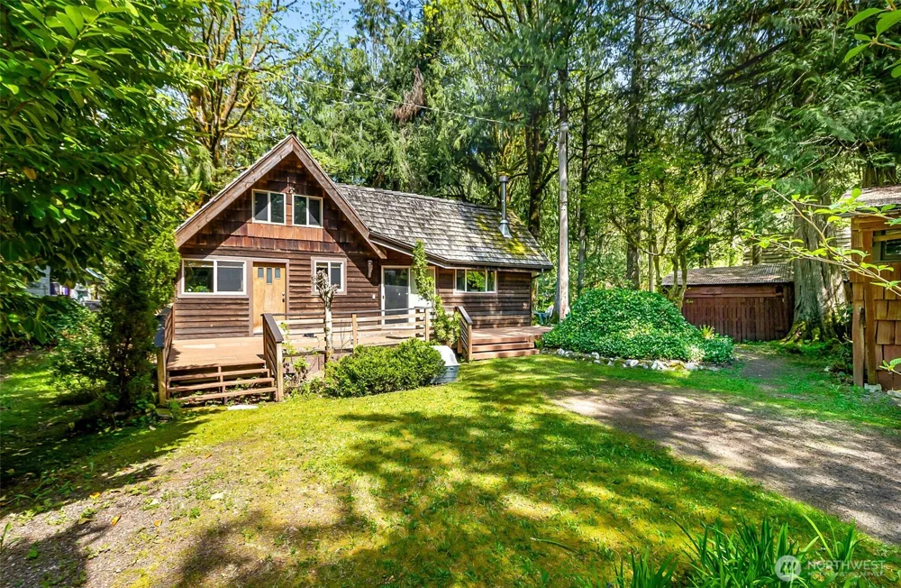 18242 643rd Avenue NE Baring, WA 98224