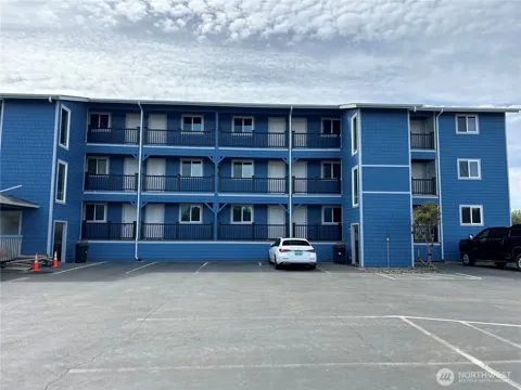 835 Ocean Shores Boulevard NW #208