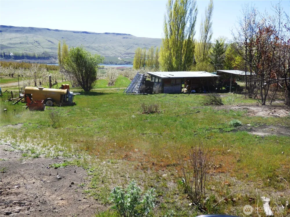 501 Jack Wells Road Bridgeport, WA 98813