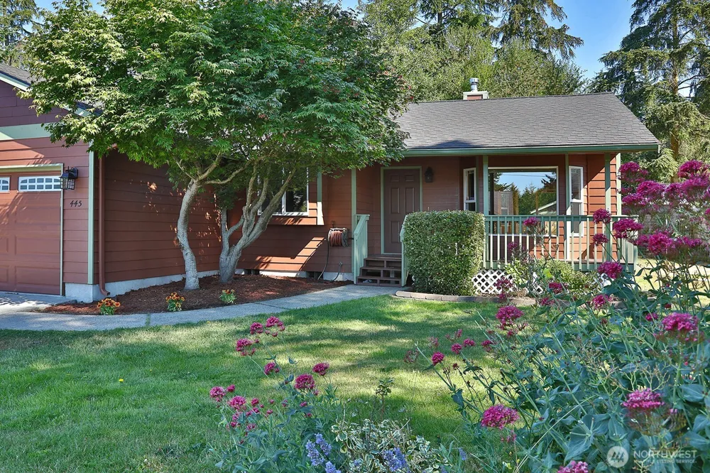 445 Mitchell Drive Coupeville, WA 98239