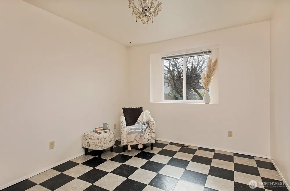 445 Mitchell Drive Coupeville, WA 98239