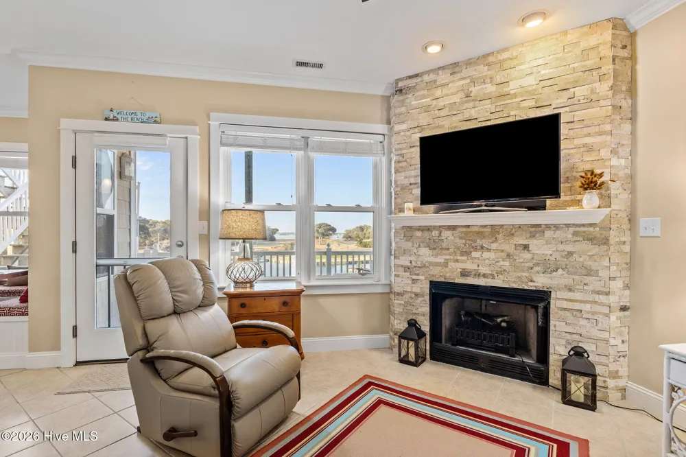112 Oakleaf Drive #1002-A Pine Knoll Shores, NC 28512