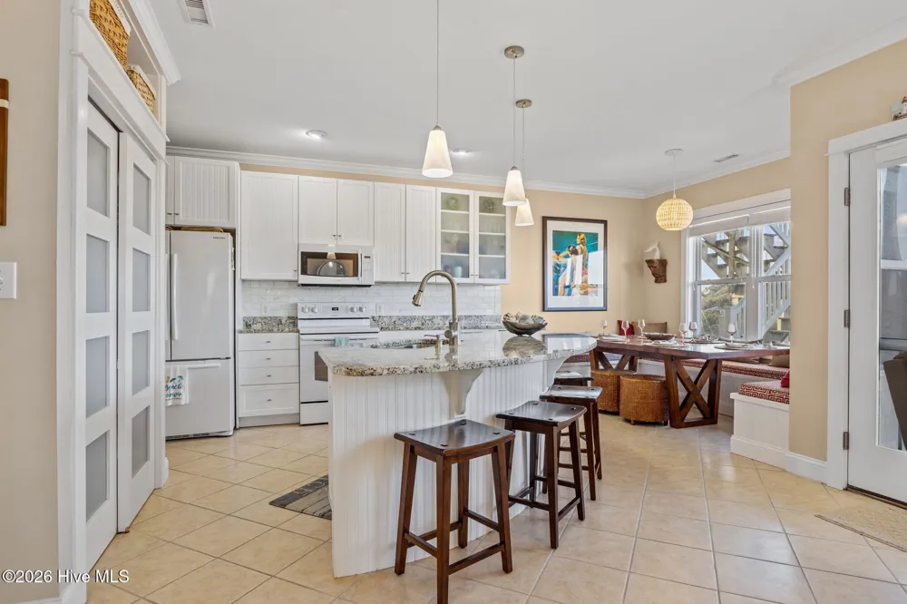 112 Oakleaf Drive #1002-A Pine Knoll Shores, NC 28512