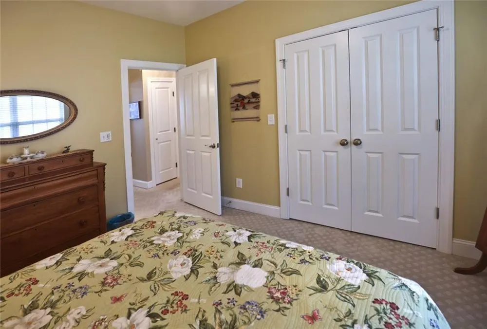 42 Crooked Branch Drive Clayton, GA 30525