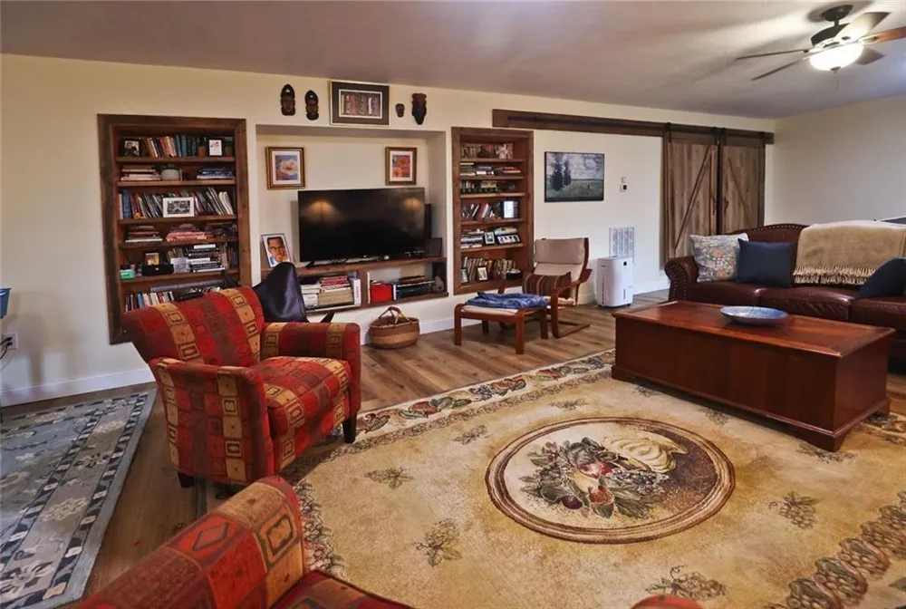 42 Crooked Branch Drive Clayton, GA 30525