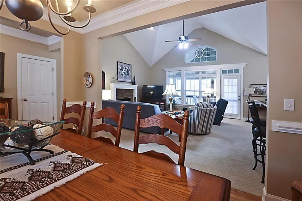 42 Crooked Branch Drive Clayton, GA 30525