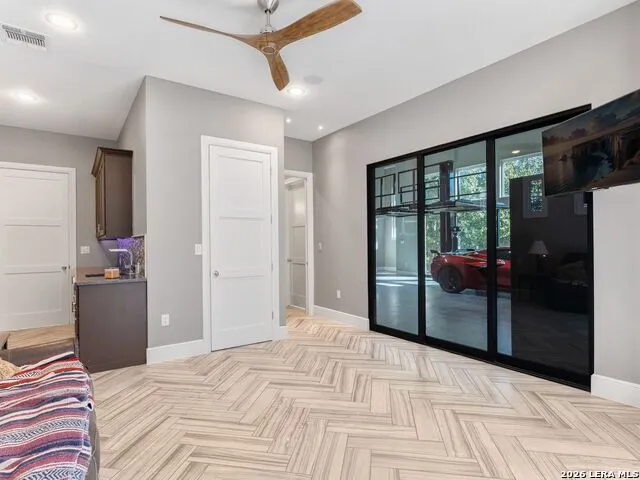 3915 El Chamizal San Antonio, TX 78261
