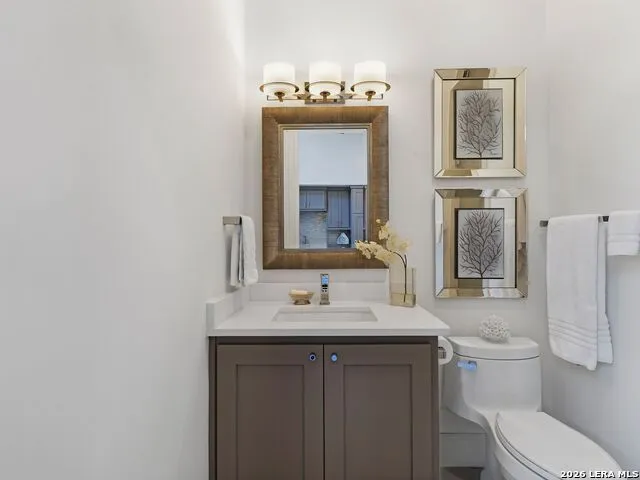 3915 El Chamizal San Antonio, TX 78261
