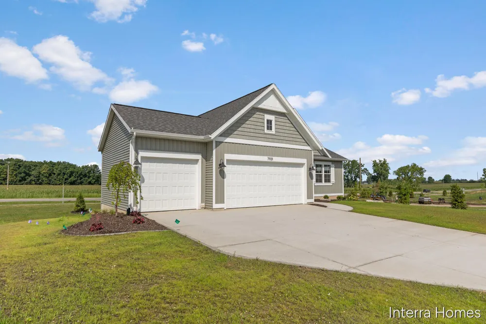 7931 Cresswell Court SE #29 Caledonia, MI 49316