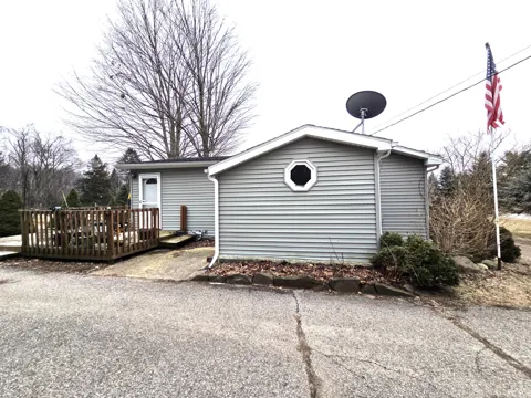 9130 17 Mile Road