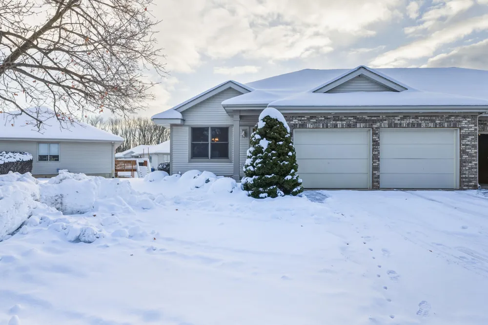 3590 Brook Point Drive Manlius Township, MI 49419