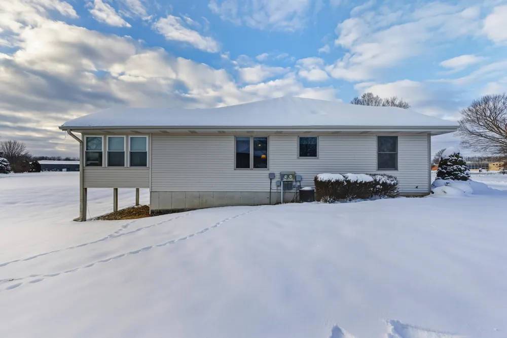 3590 Brook Point Drive Manlius Township, MI 49419
