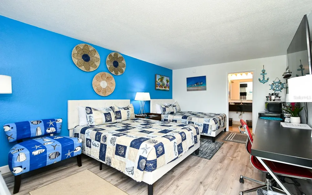 7150 TAMIAMI TRAIL #S-614 Sarasota, FL 34243