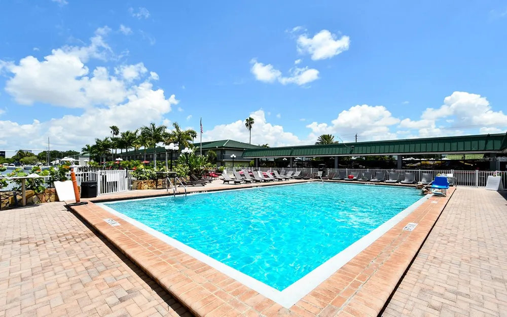 7150 TAMIAMI TRAIL #S-614 Sarasota, FL 34243