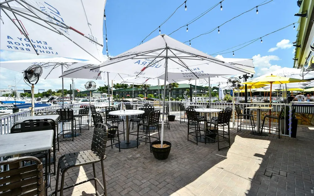 7150 TAMIAMI TRAIL #S-614 Sarasota, FL 34243