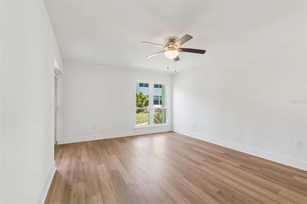 1 WINDRUSH BOULEVARD #23 Indian Rocks Beach, FL 33785