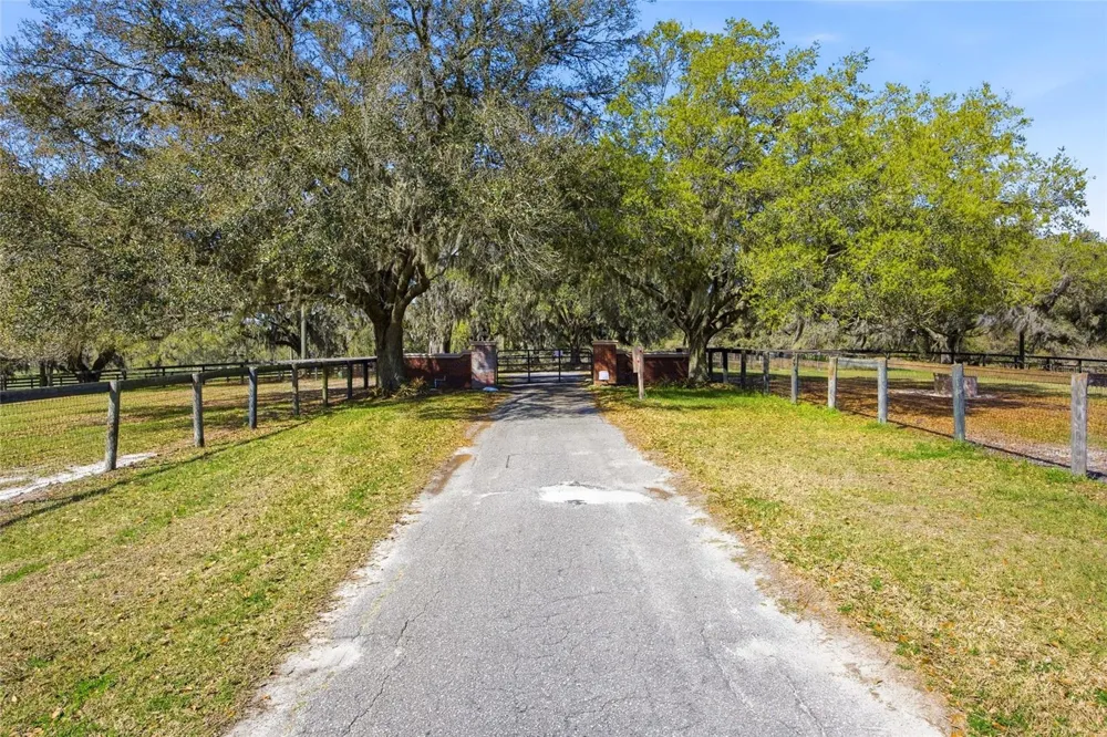 6025 NW 115TH AVENUE ocala, FL 34482